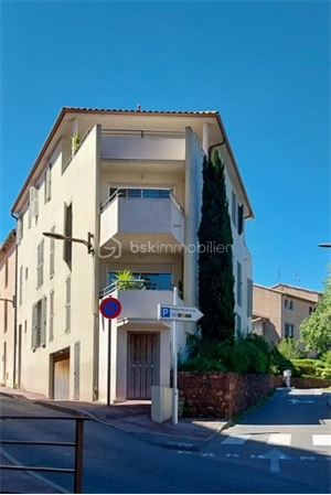 t4 à la vente -   83600  FREJUS, surface 95 m2 vente t4 - UBI427764998